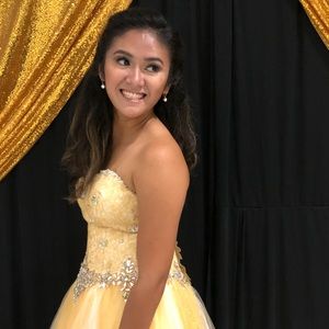 Meet your Posher, Celine